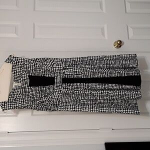 Sleeveless black and white dress